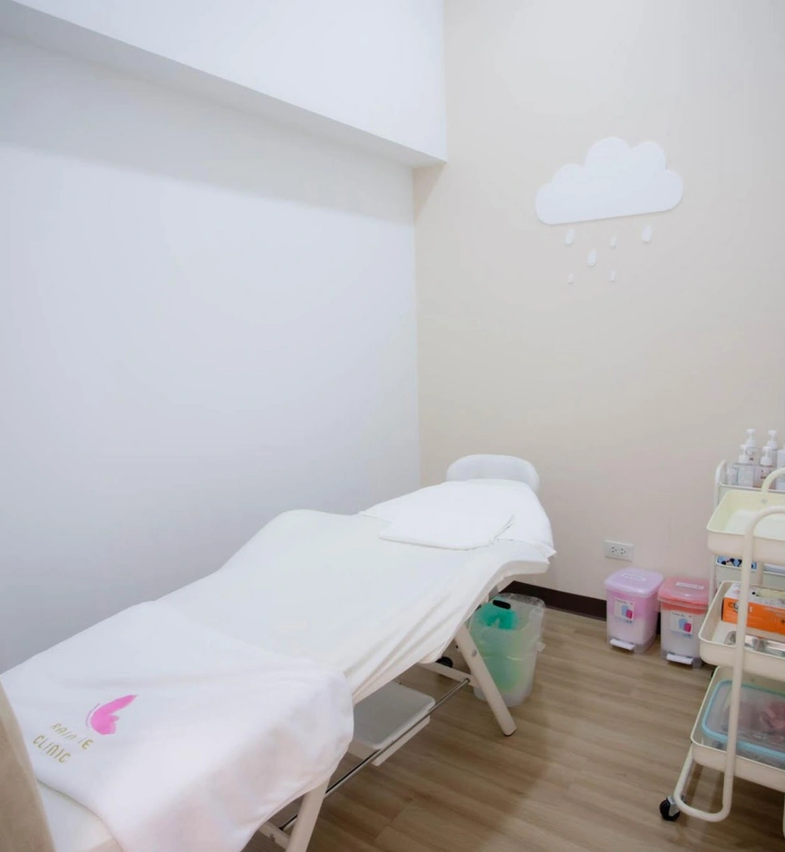 เรนนี่คลินิก สาขาอ้อมใหญ่-สามพราน - รูปภาพที่ 3