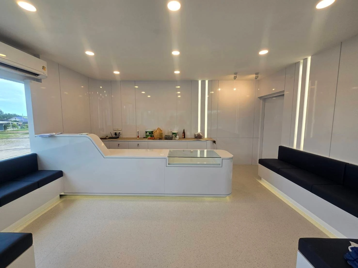 คลินิกทันตกรรมนิวโฮม สาขาจอมบึง ราชบุรี - รูปภาพที่ 1