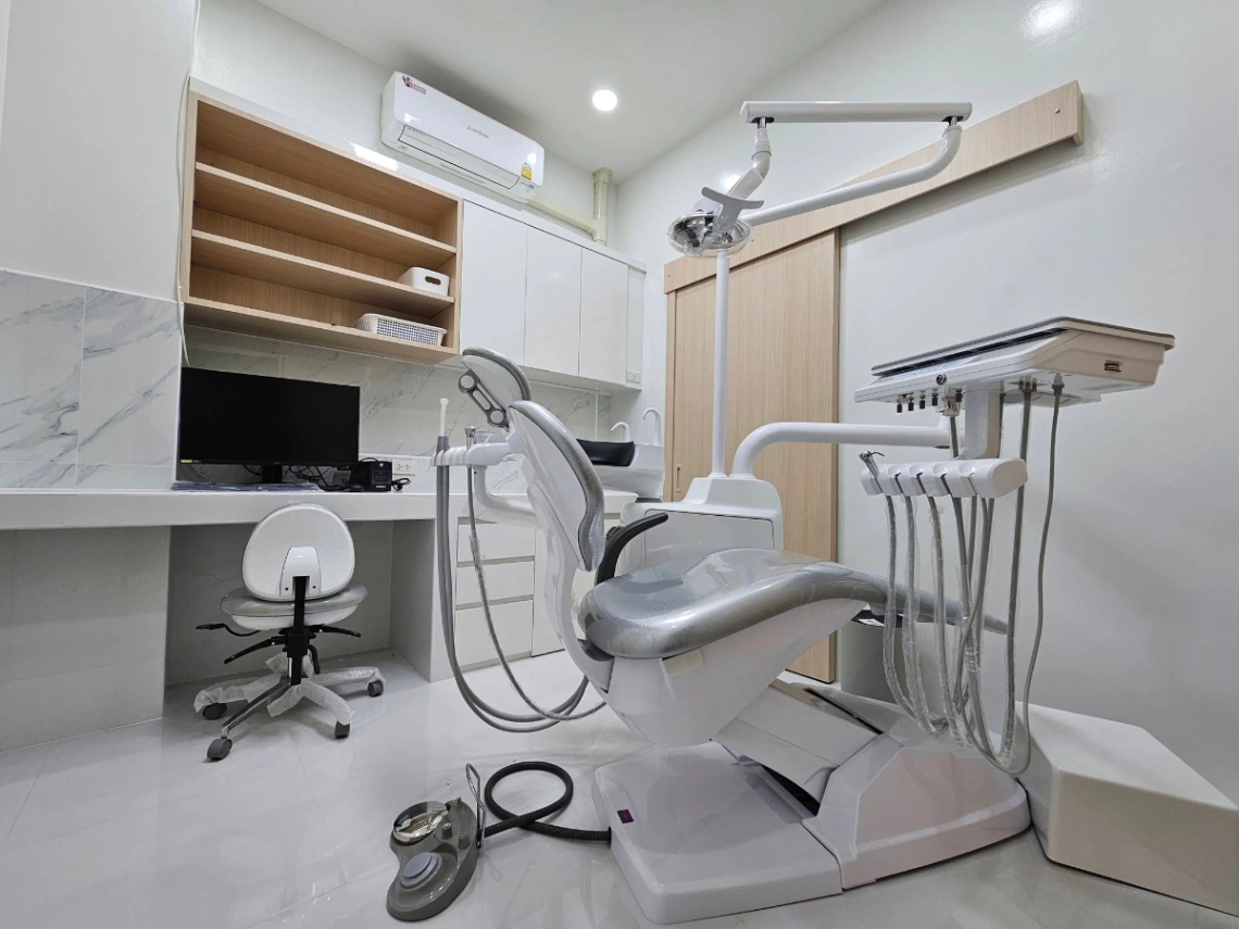 คลินิกทันตกรรมรักยิ้ม สุไหงโกลก - รูปภาพที่ 3