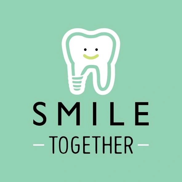 โลโก้ Smile Together Clinic สาขาเพลินนารี่มอลล์