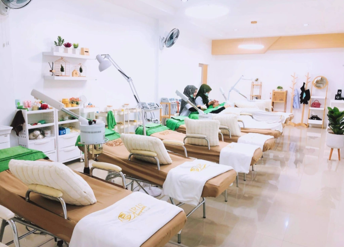 Iris Narathiwat - รูปภาพที่ 2