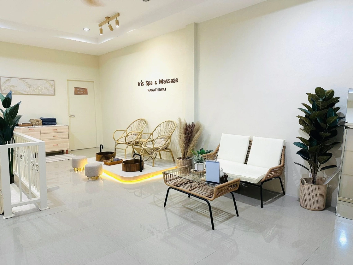 Iris Narathiwat - รูปภาพที่ 4