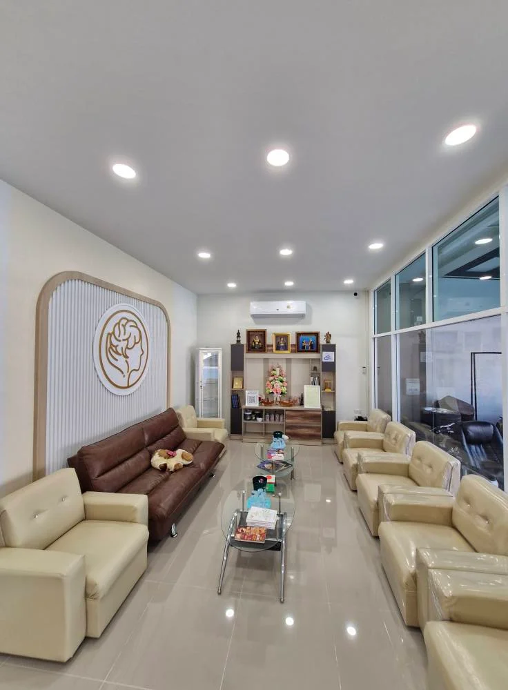 คลินิกอายุรกรรมและประสาทวิทยา หมอศิริพร อยุธยา - รูปภาพที่ 2